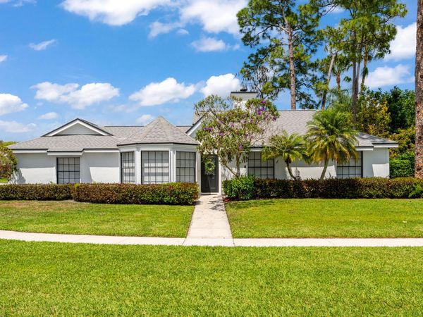 13571 Jonquil Place, Wellington, FL 33414