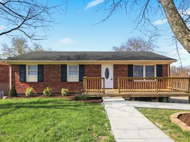 3573 Bold Bidder Drive, Lexington, KY 40517