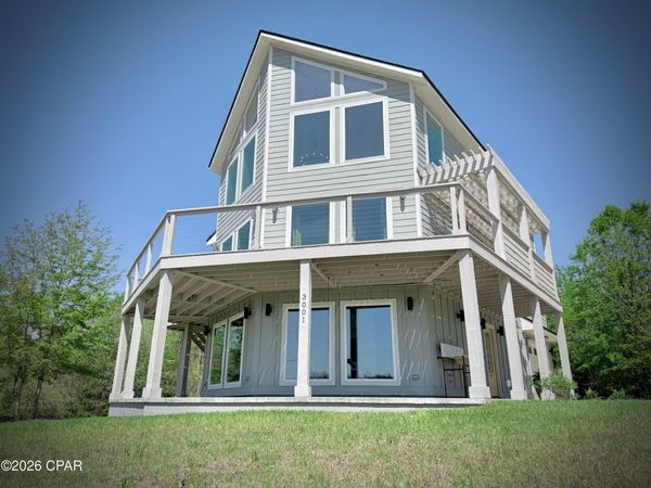 3001 Russ Road, Marianna, FL 32446