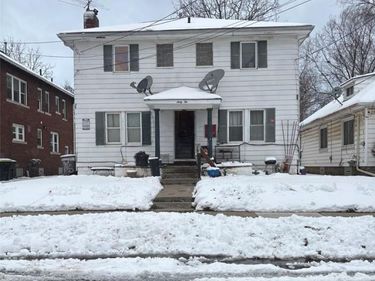 62 Newberry Street , Pontiac, MI 48341