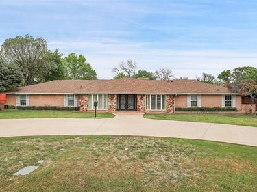 6545 Lyndon B Johnson Freeway, Dallas, TX 75240