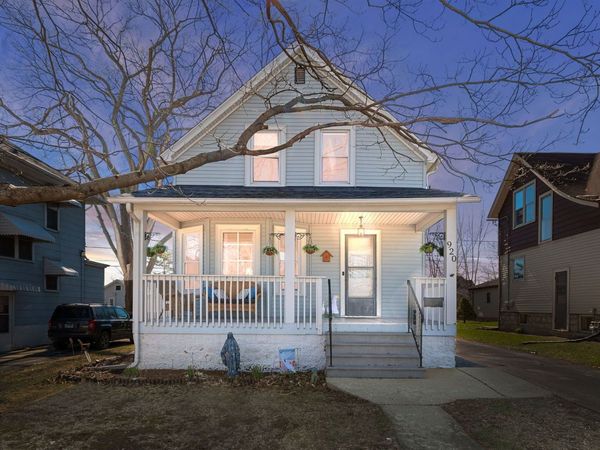 920 W Park Avenue , Joliet, IL 60436