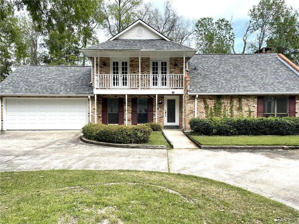 105 WILDWOOD Drive, Unit 105, Pearl River, LA 70452