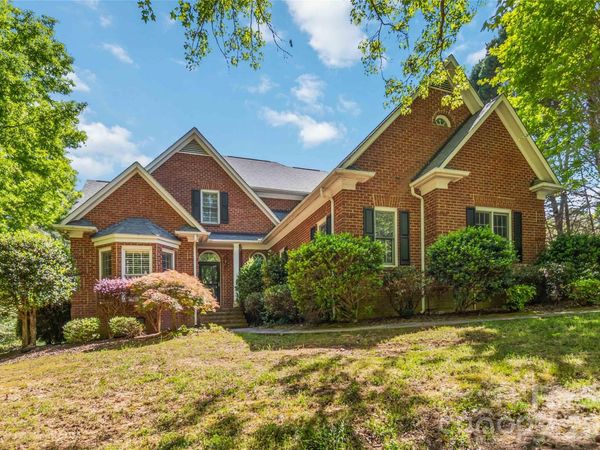 6208 Highview Road, Matthews, NC 28104
