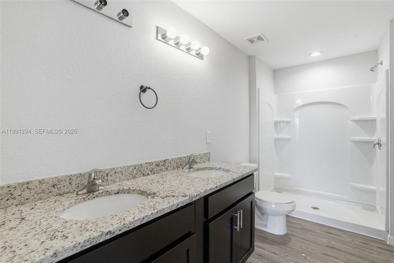 3110 Kapok Cir, La Belle, FL 33935 Photo