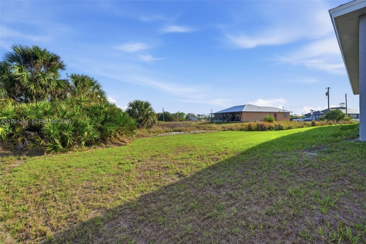 3110 Kapok Cir, La Belle, FL 33935 Photo