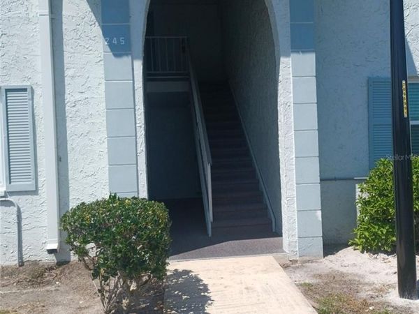 245 S MCMULLEN BOOTH ROAD, Unit 17, CLEARWATER, FL 33759