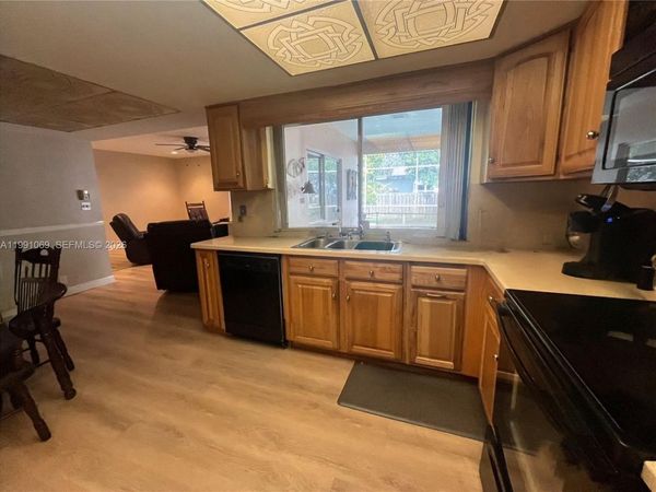 5171 SW 20th St , Plantation, FL 33317