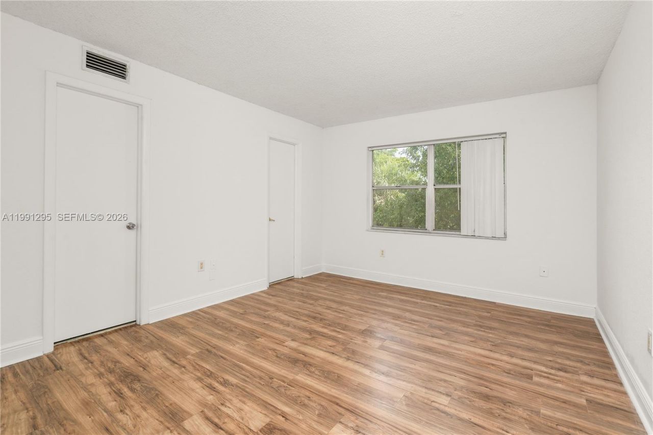 4205 N University Dr, Unit 205, Sunrise, FL 33351 Photo