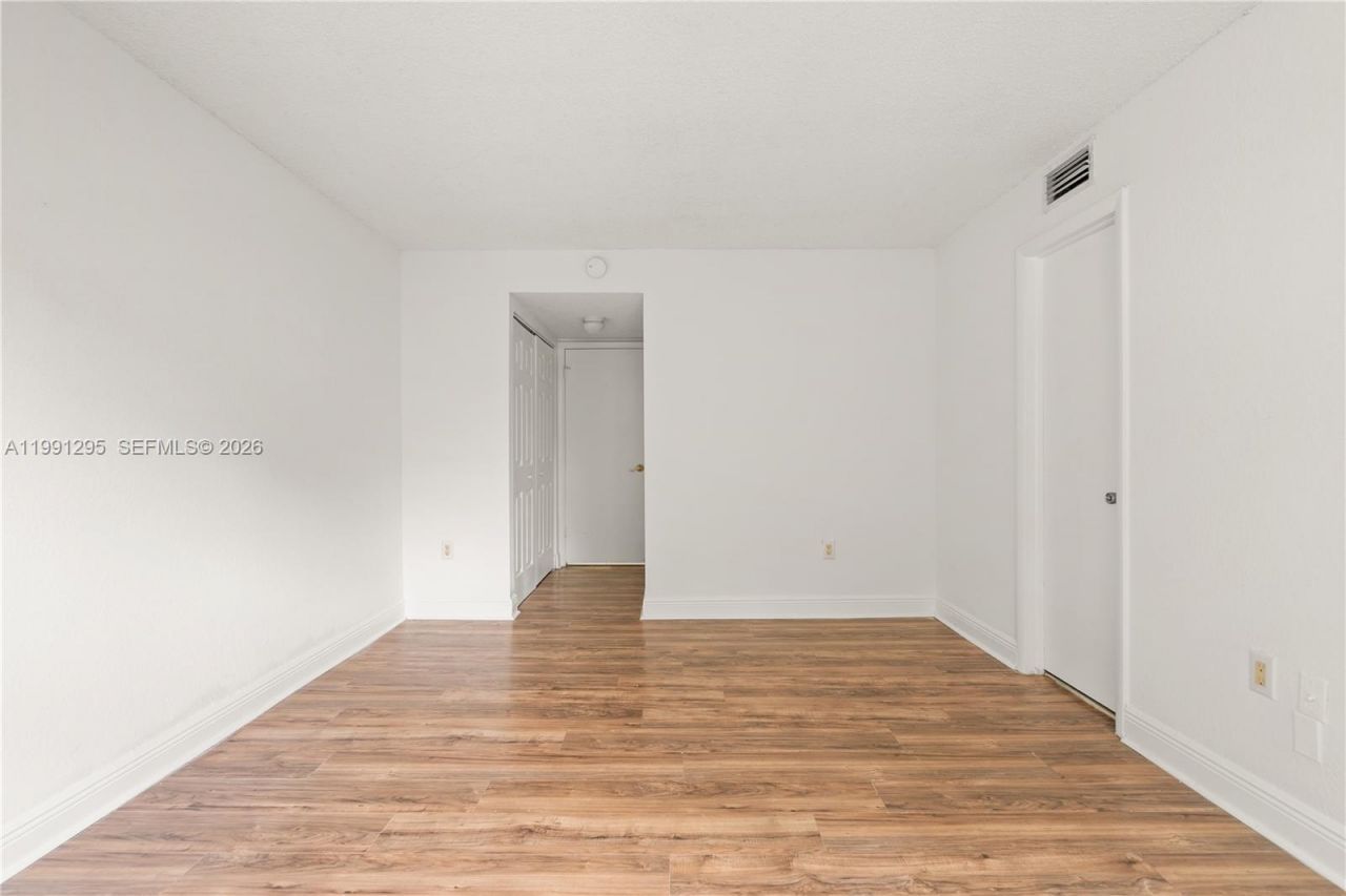 4205 N University Dr, Unit 205, Sunrise, FL 33351 Photo