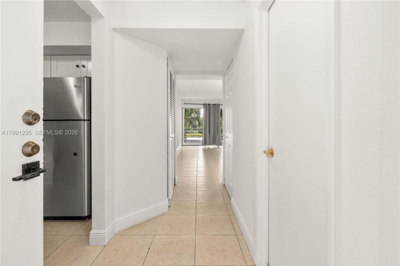 4205 N University Dr, Unit 205, Sunrise, FL 33351 Photo