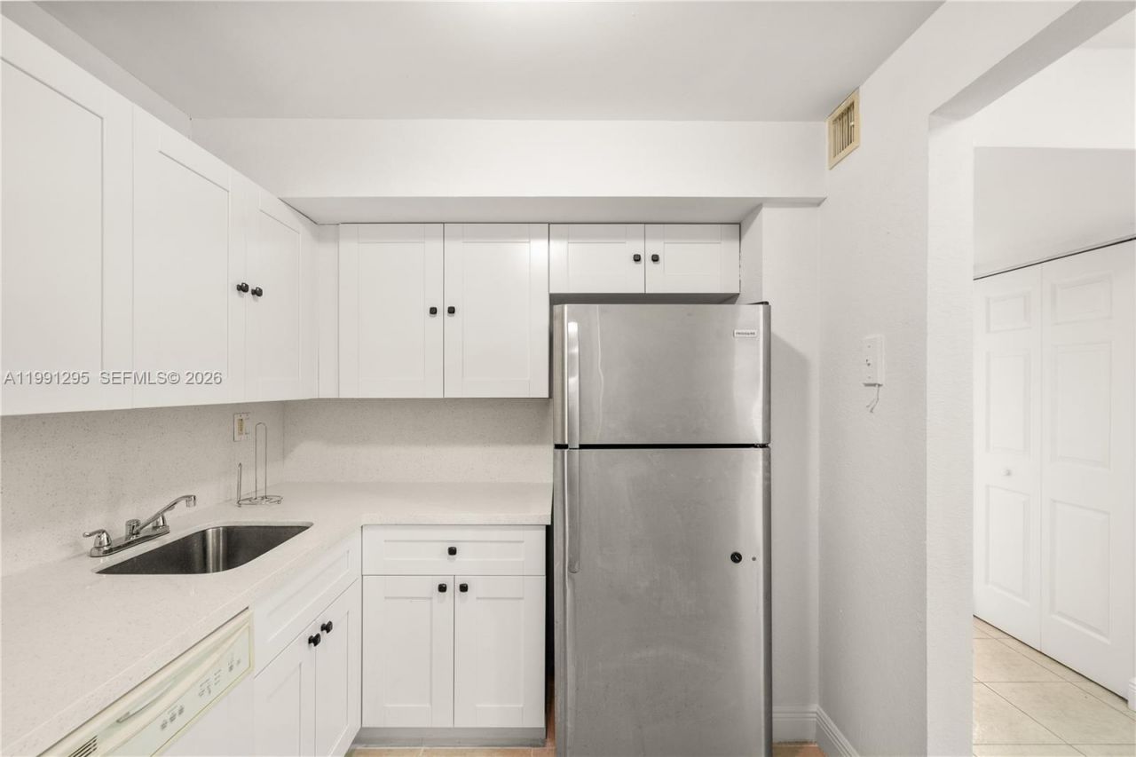 4205 N University Dr, Unit 205, Sunrise, FL 33351 Photo