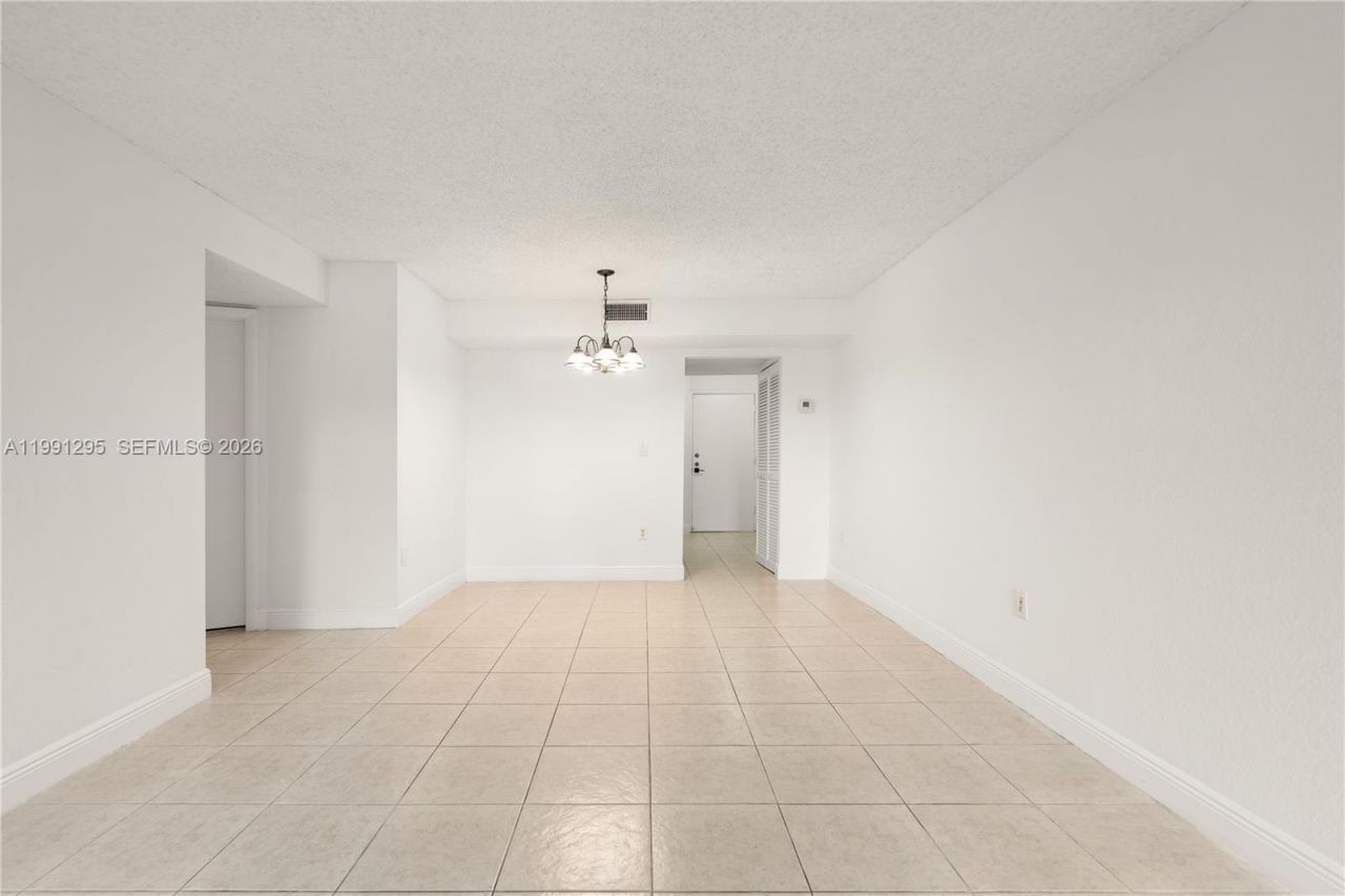 4205 N University Dr, Unit 205, Sunrise, FL 33351 Photo