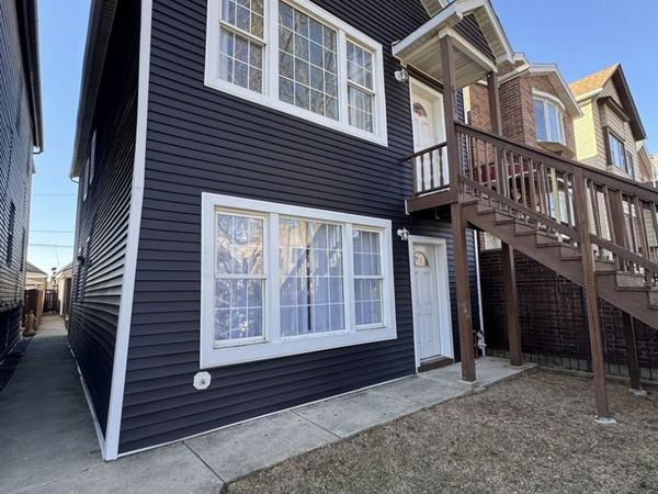 617 W 43rd Place, Unit 1, Chicago, IL 60609