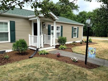 103 Orchard Ct, Middleboro, MA 02346