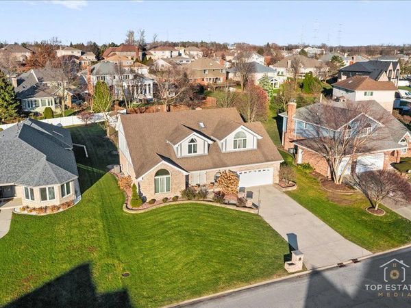 13124.W. Beaver Lake Common , Homer Glen, IL 60491