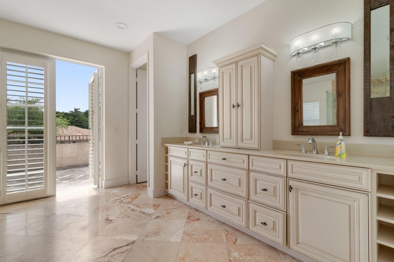 6301 SW 58th Court, Davie, FL 33314 Photo