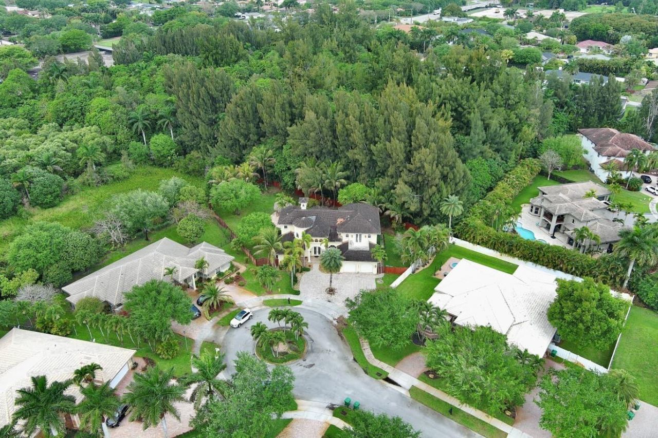 6301 SW 58th Court, Davie, FL 33314 Photo