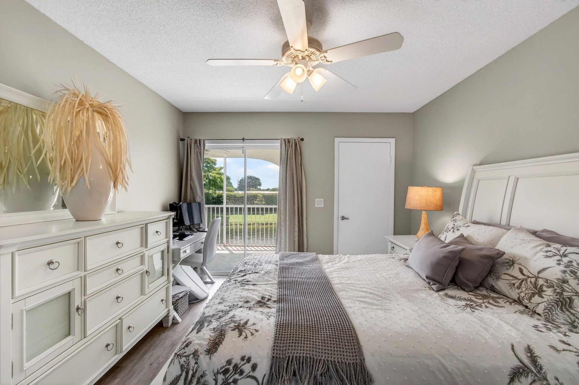 815 Boynton Beach Boulevard, Unit 6-201, Boynton Beach, FL 33426 Photo