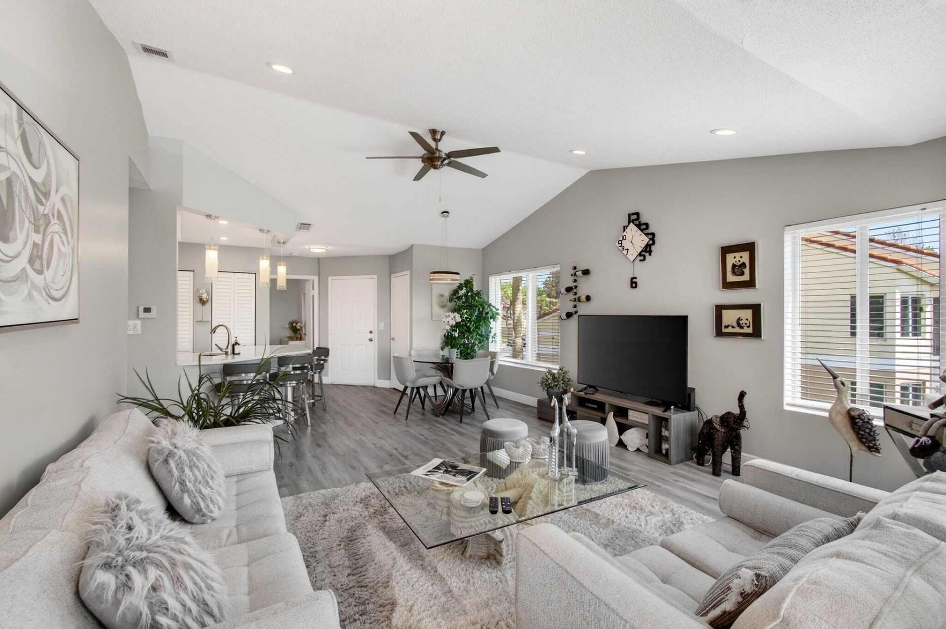 815 Boynton Beach Boulevard, Unit 6-201, Boynton Beach, FL 33426 Photo