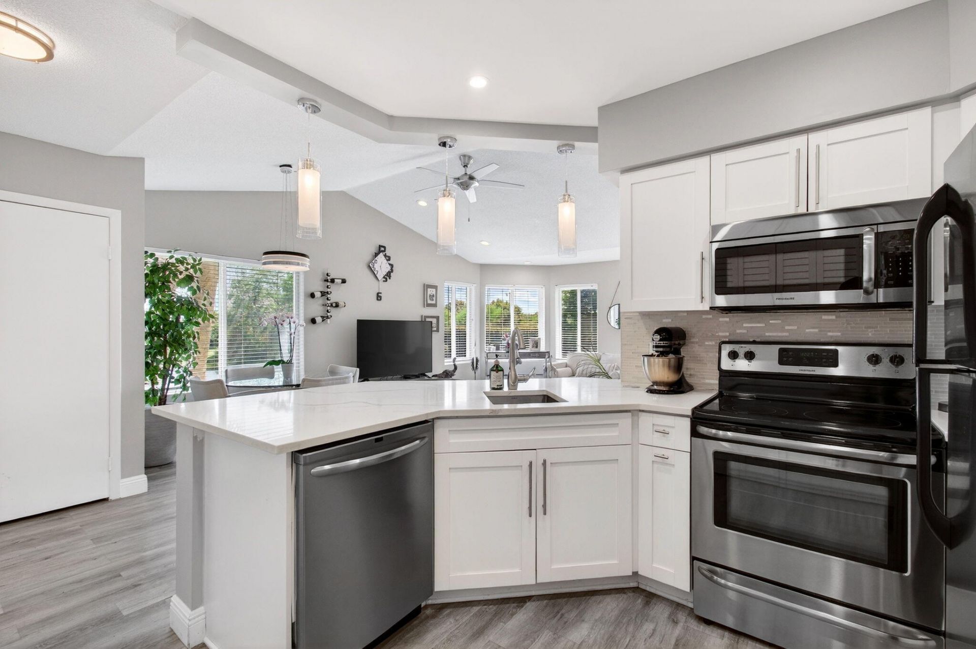 815 Boynton Beach Boulevard, Unit 6-201, Boynton Beach, FL 33426 Photo