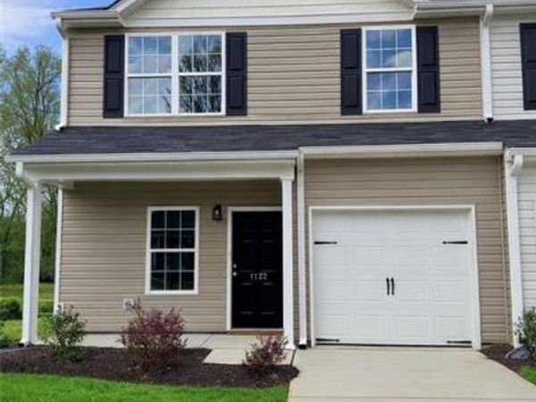 1122 Brooksridge Way, Whitsett, NC 27377