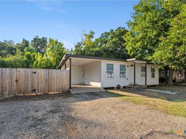 112 Linda Drive , San Marcos, TX 78666