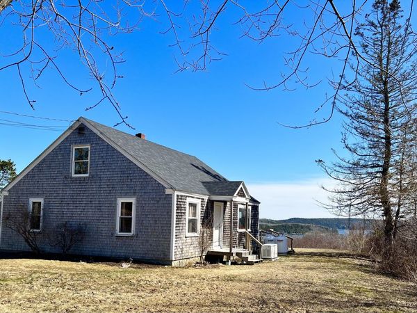 113 Battle Avenue, Castine, ME 04421