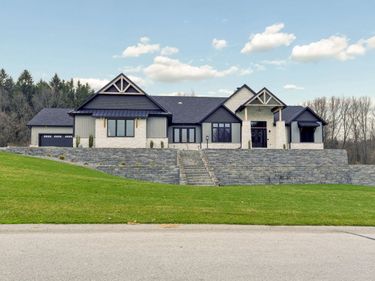 32170 Bent Oak Trail, Niles, MI 49120