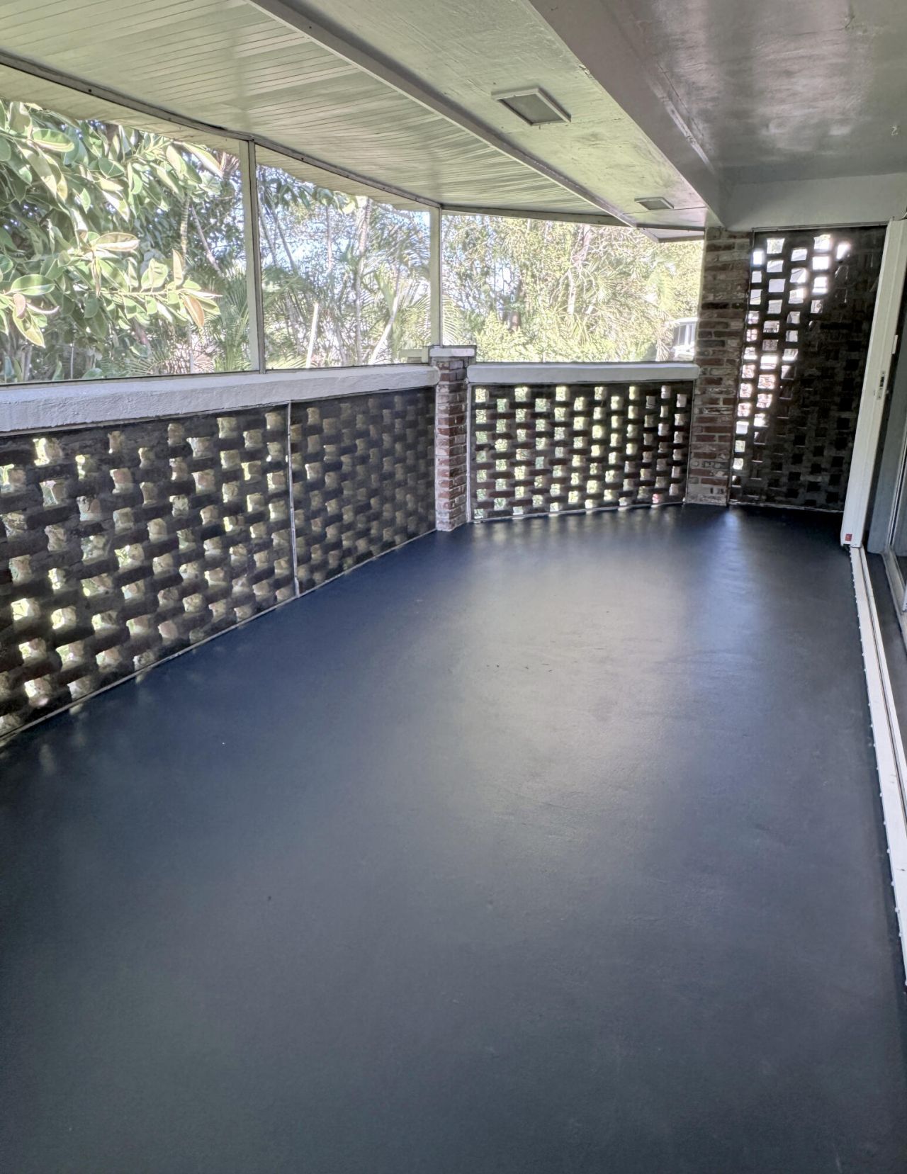 419 Pine Tree Court, Unit 19, Atlantis, FL 33462 Photo