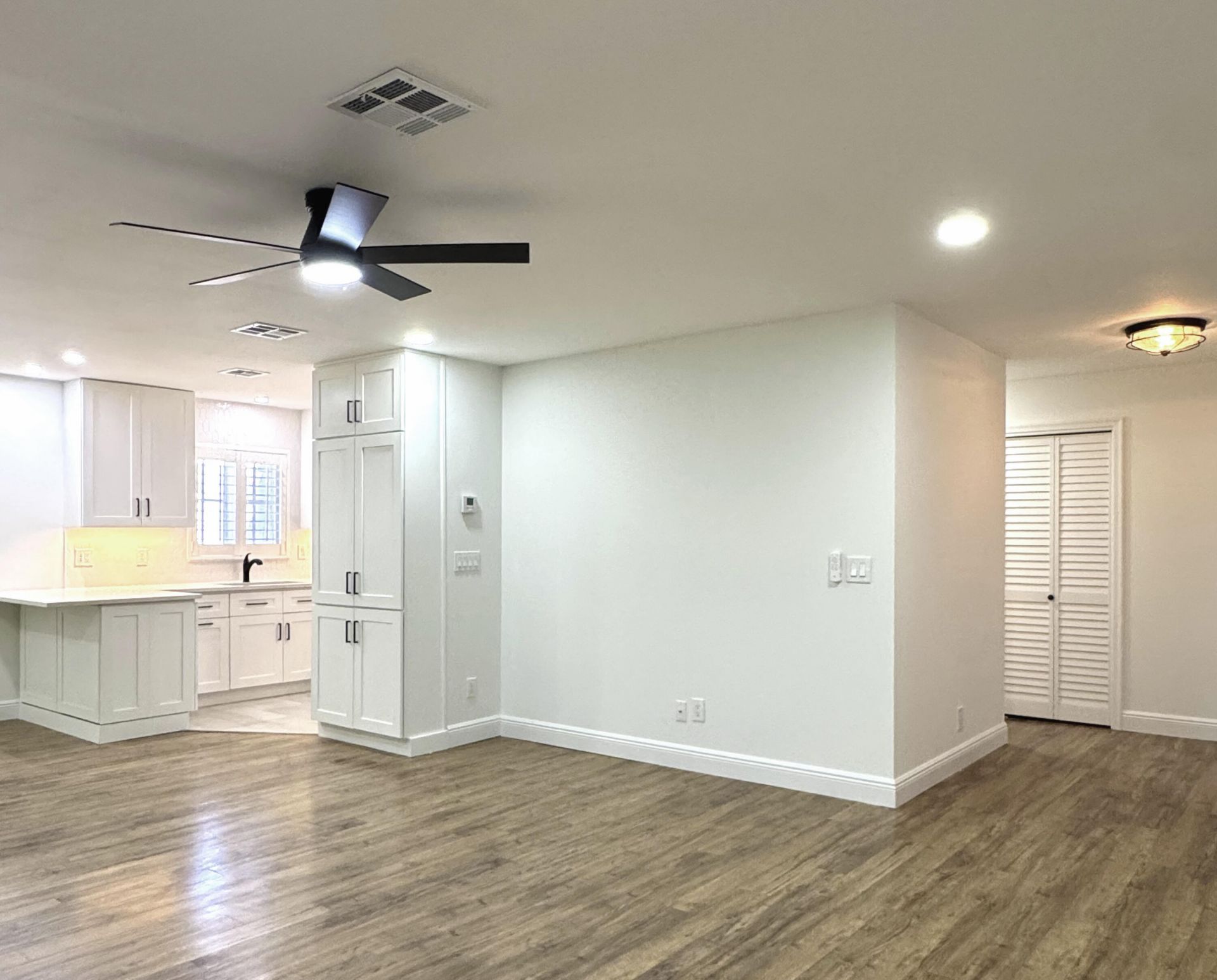 419 Pine Tree Court, Unit 19, Atlantis, FL 33462 Photo