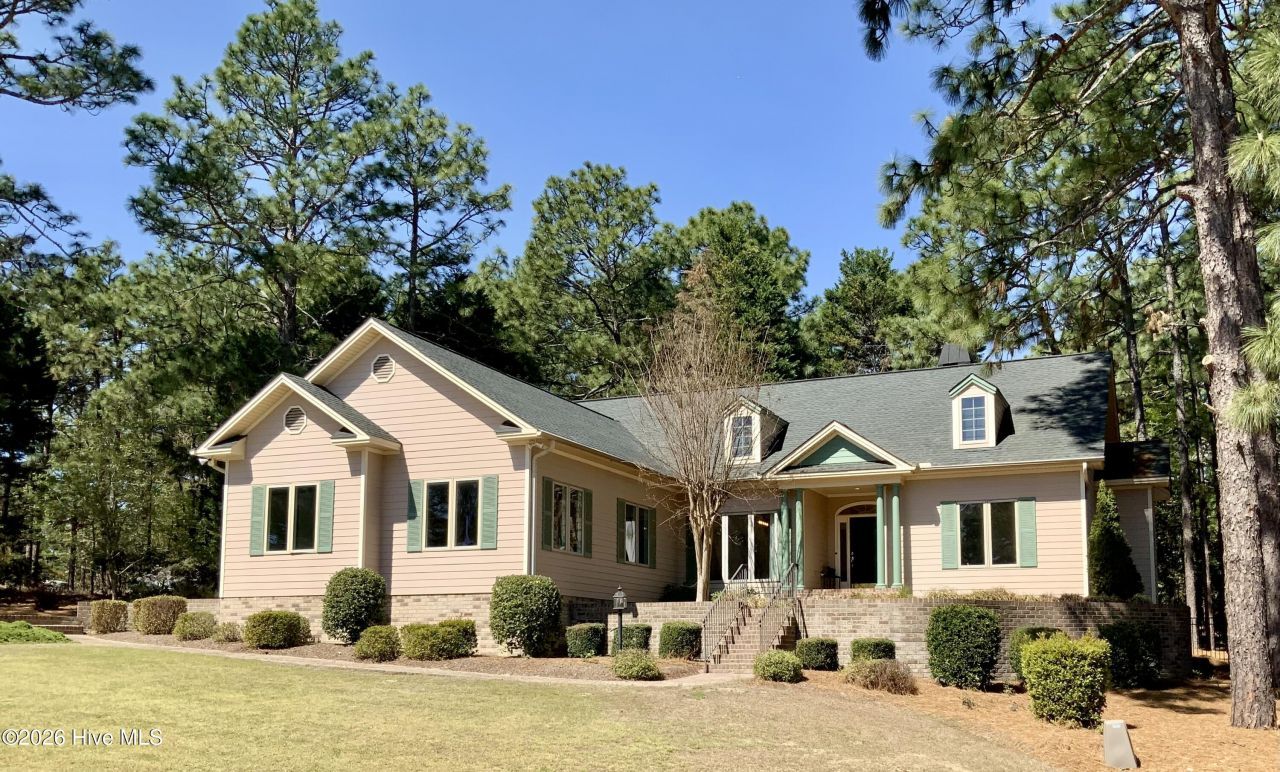 30 Steeplechase Court, Southern Pines, NC 28387 Main Photo