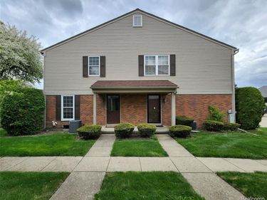 15913 N Franklin Drive N, Clinton Twp, MI 48038