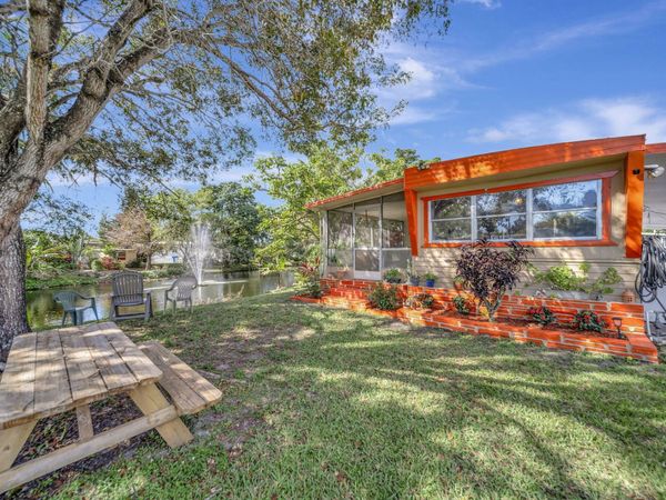 5208 SW 34th Street, Davie, FL 33314