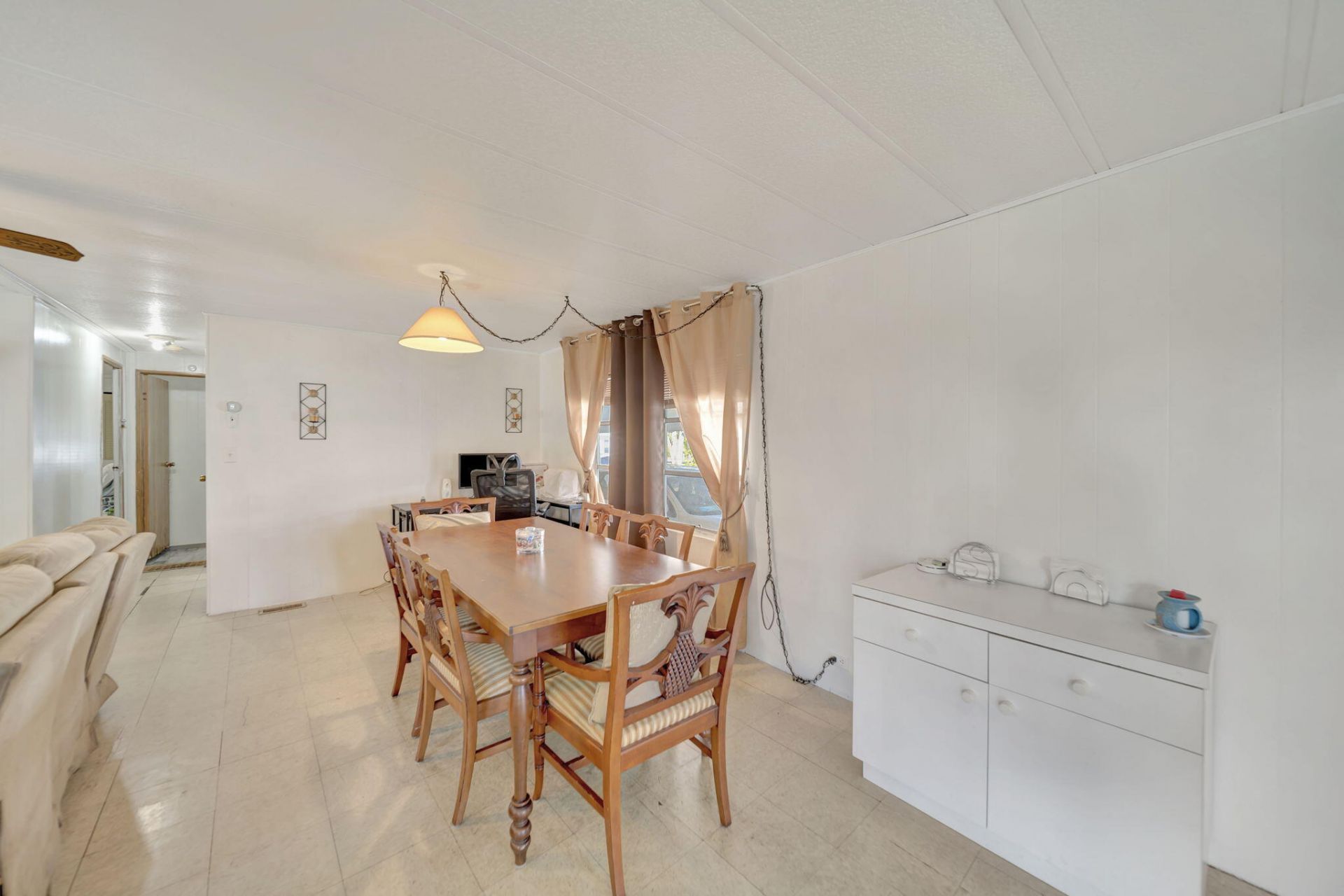 5208 SW 34th Street, Davie, FL 33314 Photo