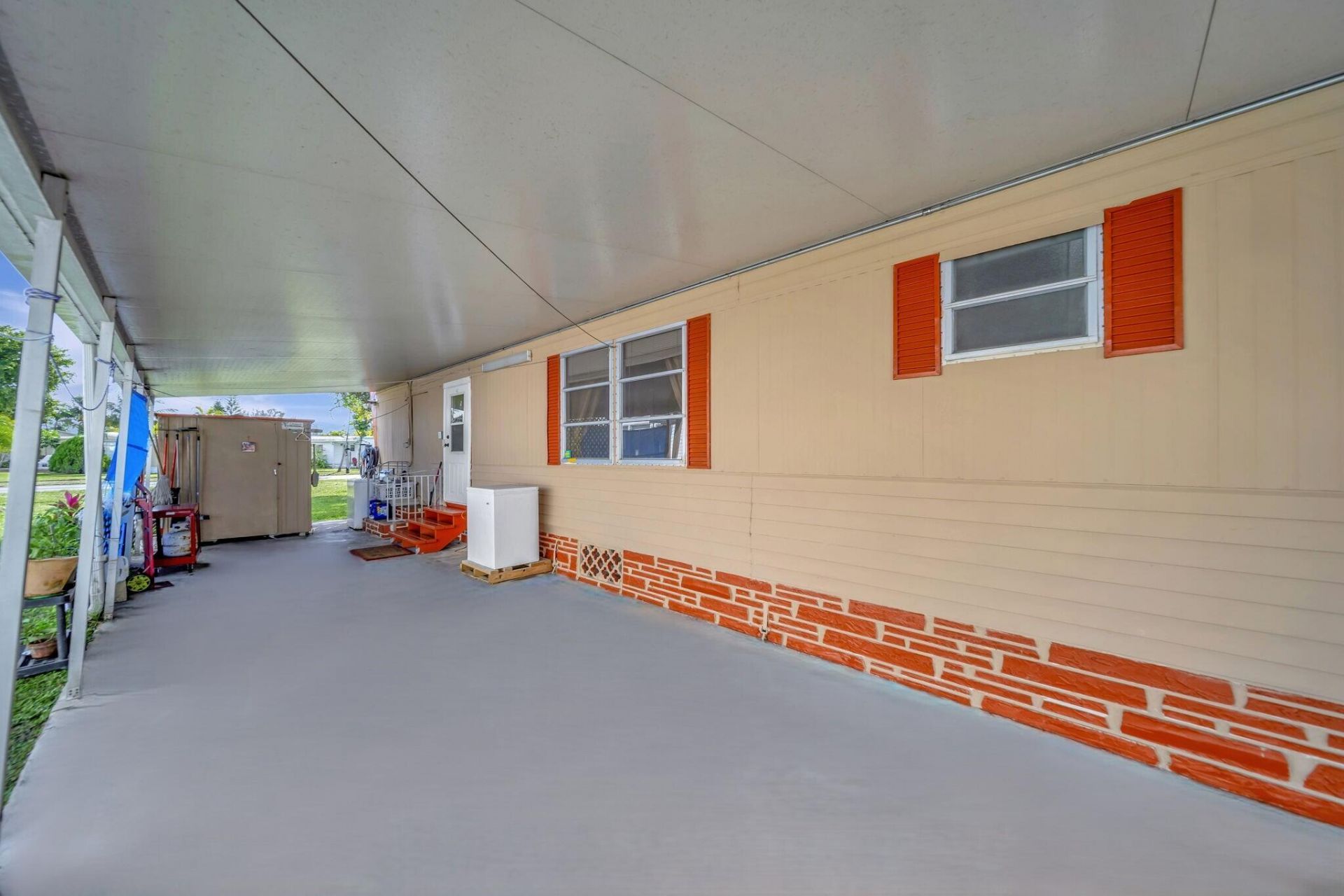 5208 SW 34th Street, Davie, FL 33314 Photo