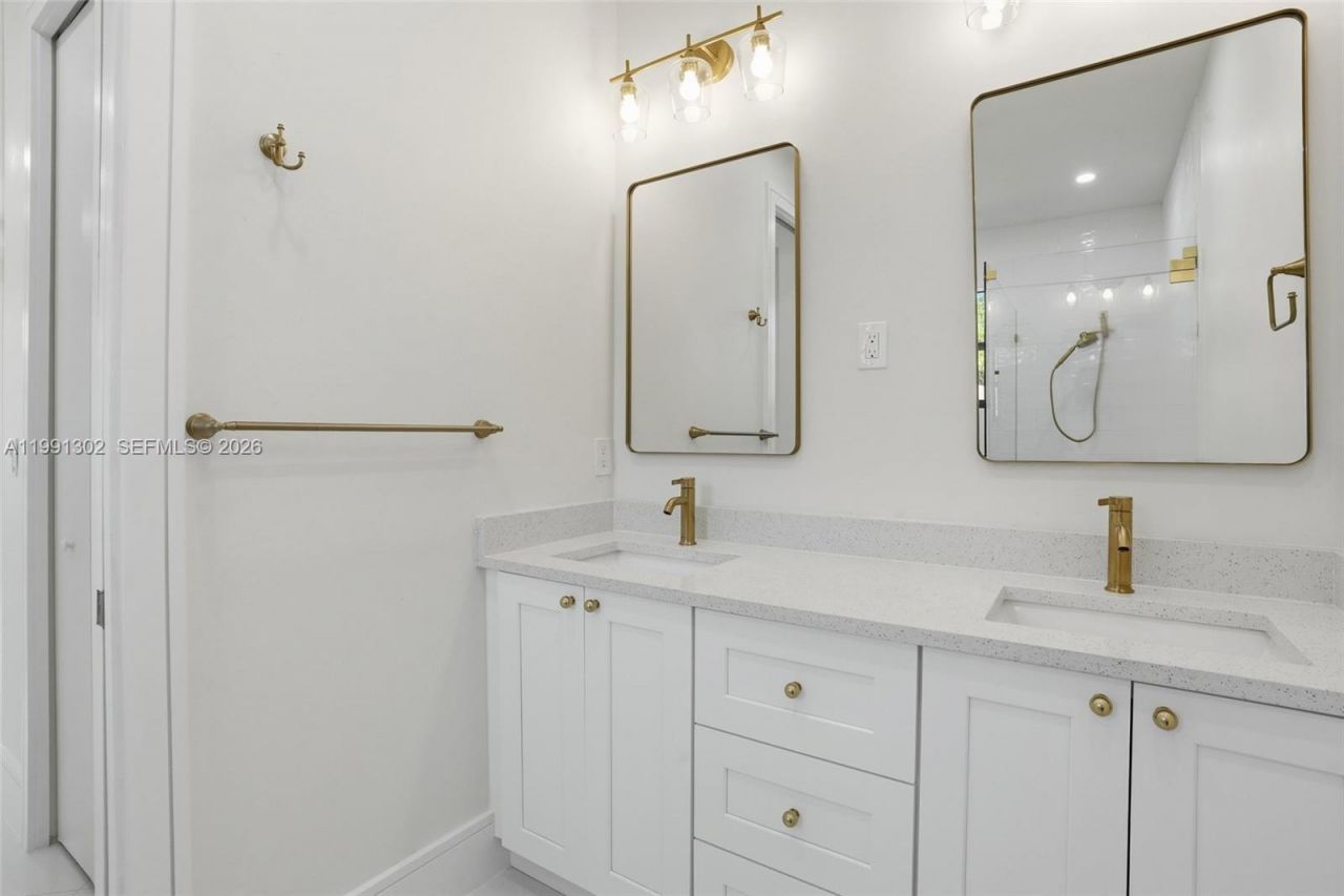 2039 Detroit Dr, La Belle, FL 33935 Photo