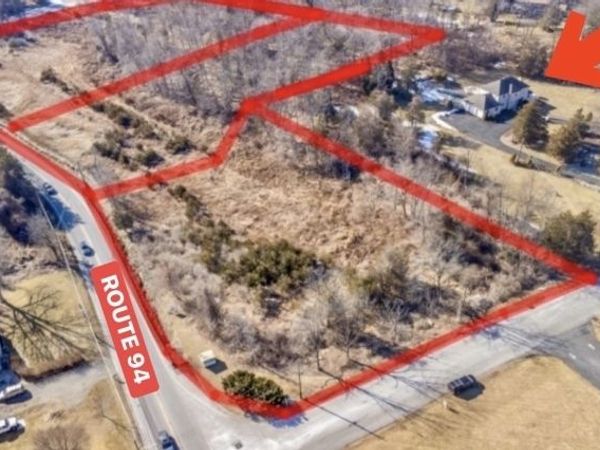 5 Oxbow Ln, Hardyston, NJ 07416