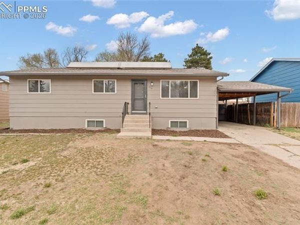 1334 Commanchero Drive, Colorado Springs, CO 80915