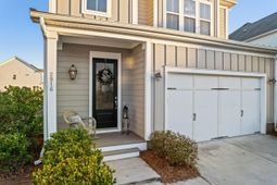 2916 Eddy Drive photo 4