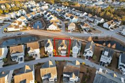 2916 Eddy Drive photo 4