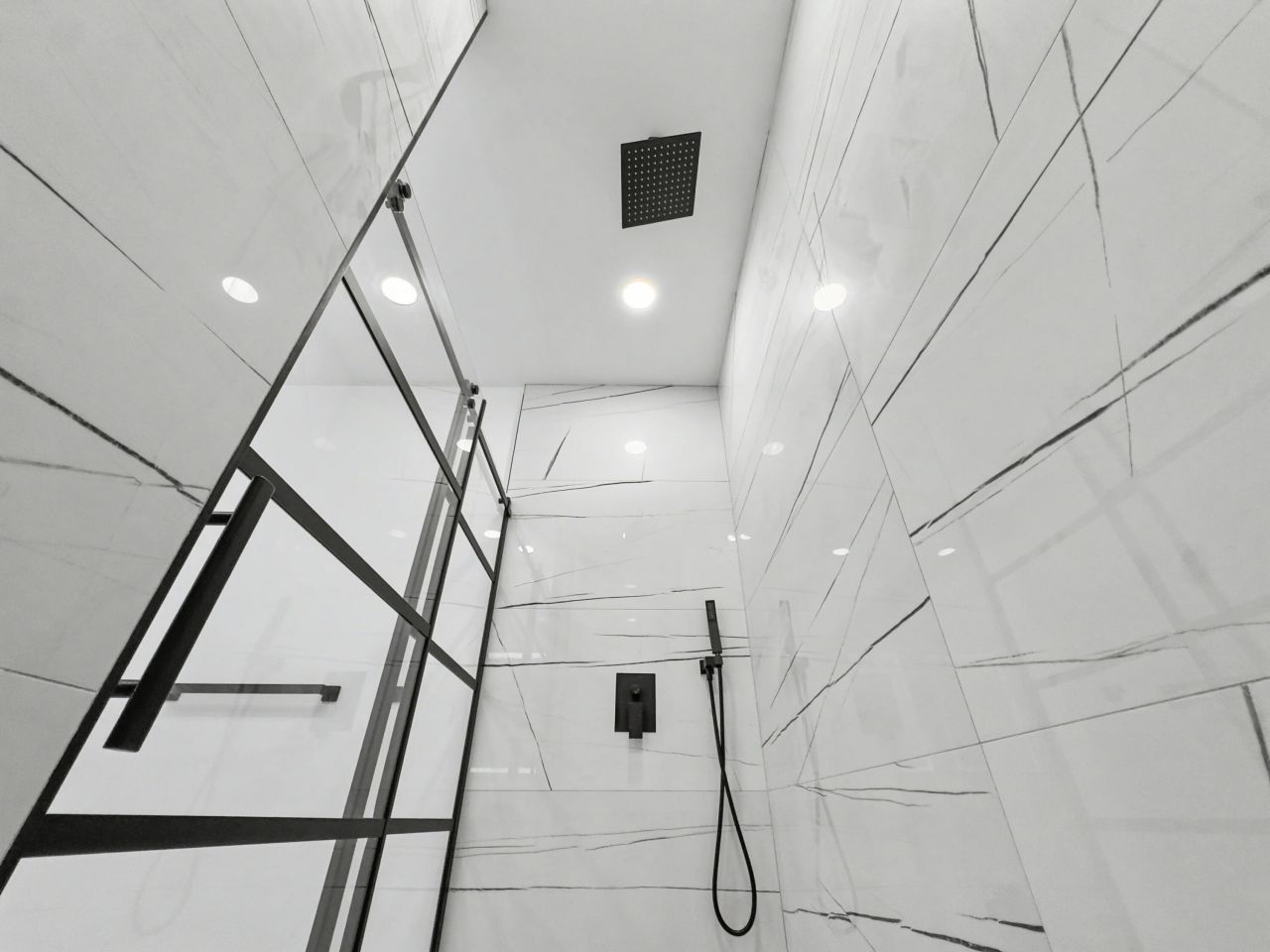 2030 Echo Avenue Photo 21