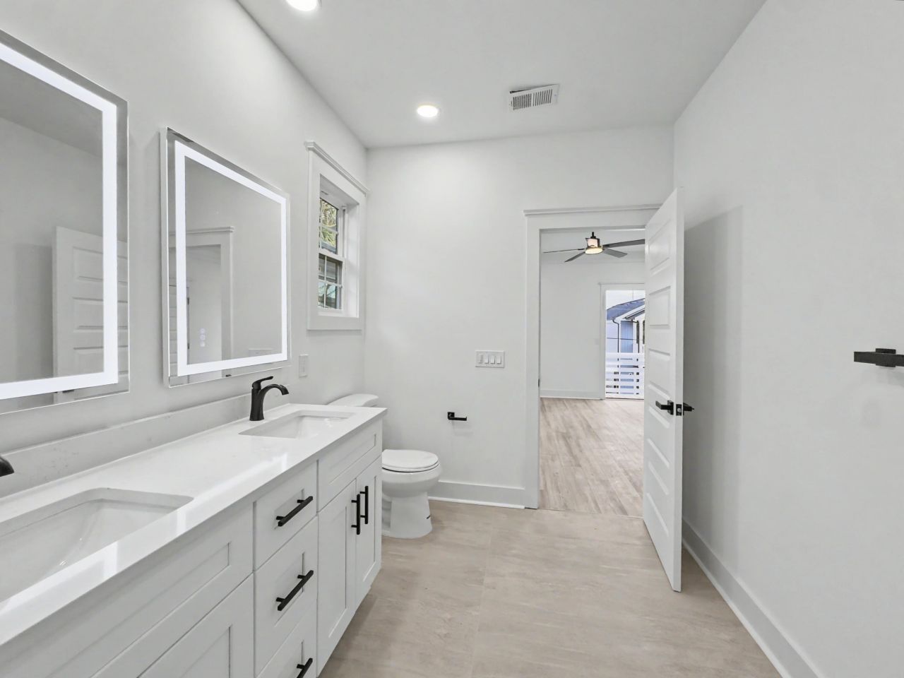 2030 Echo Avenue Photo 23