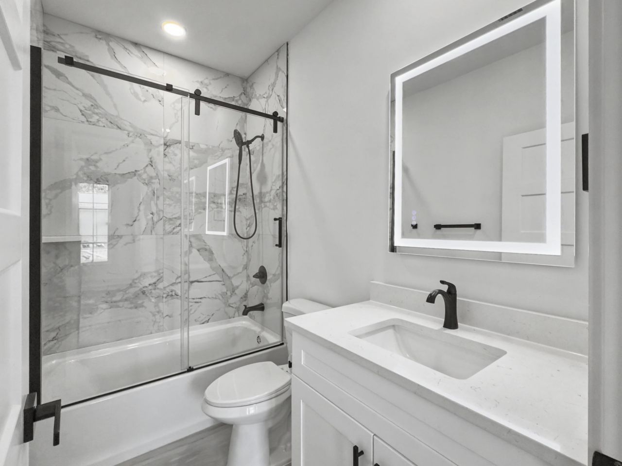 2030 Echo Avenue Photo 26