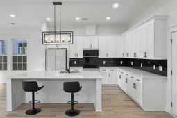 2030 Echo Avenue photo 4