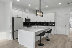 2030 Echo Avenue photo 4