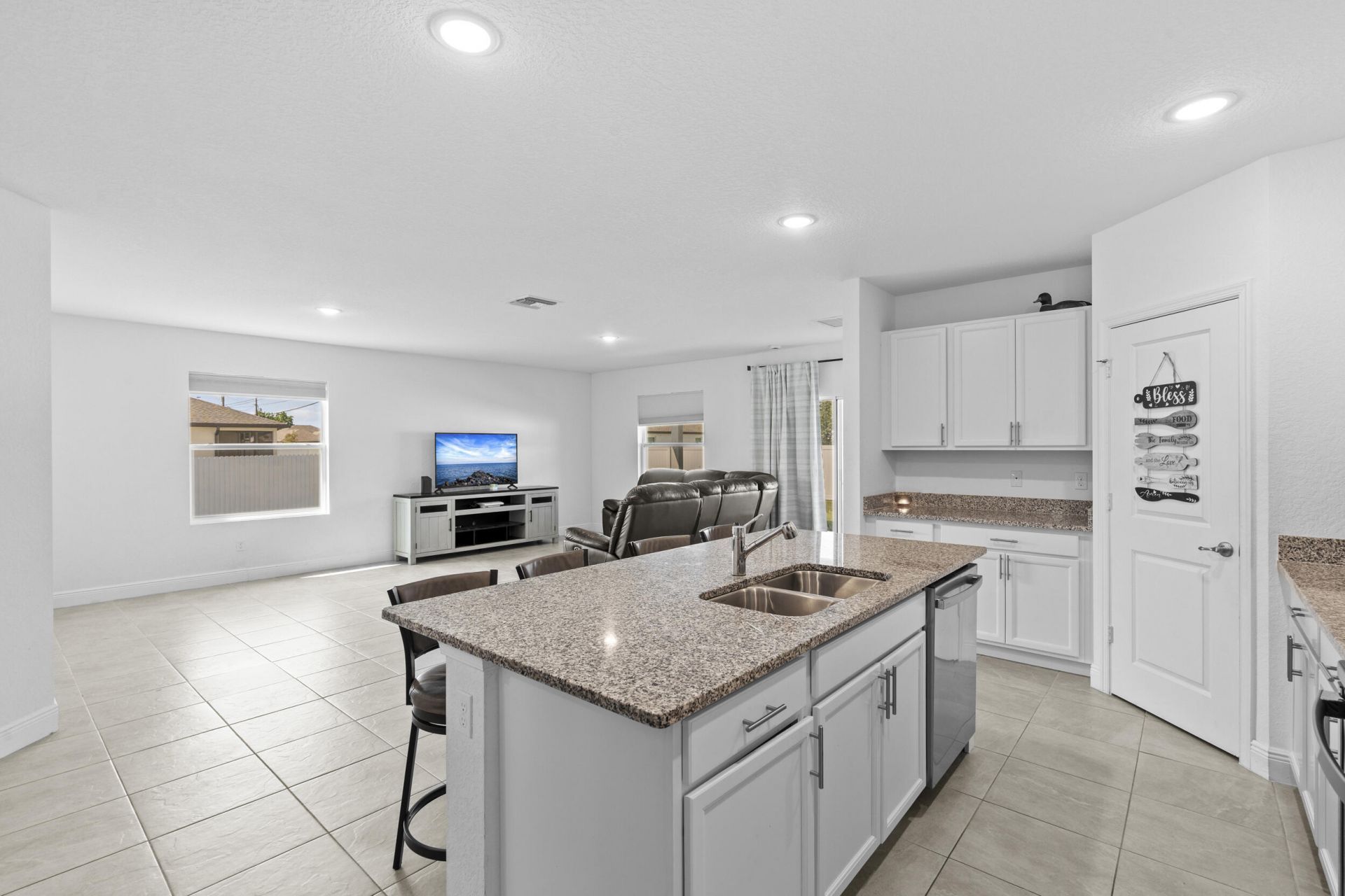 4636 SW Lassiter Terrace, Port Saint Lucie, FL 34953 Photo