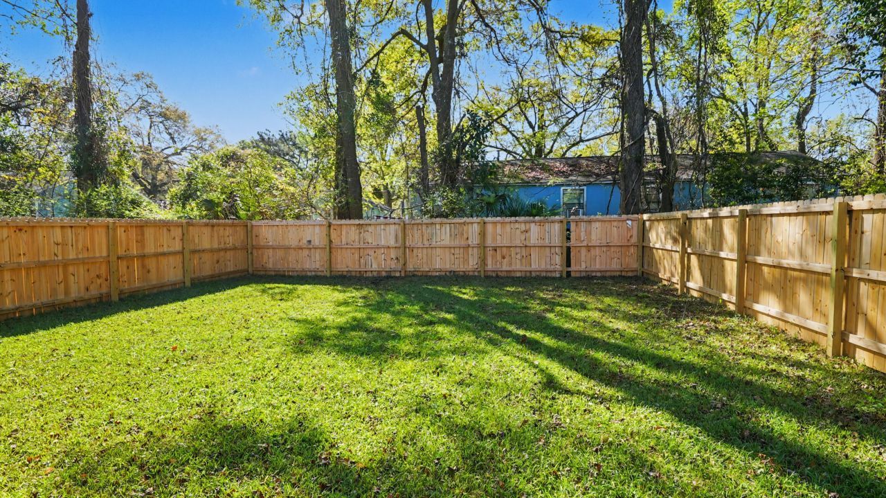 1919 Kerry Street Photo 27