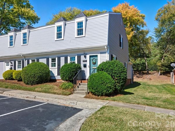 8005 Regent Park Lane, Charlotte, NC 28210