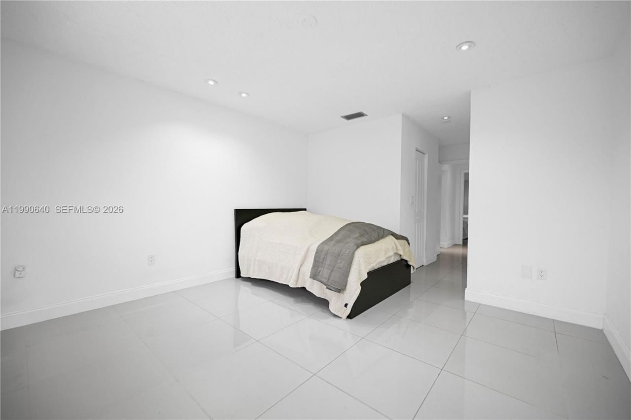 Please Call For Address, Unit 213, Hialeah, FL 33014 Photo